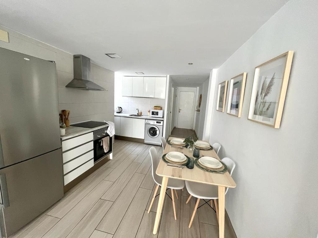 Acogedor Apartamento Cerca De La Playa Leilighet Valencia Eksteriør bilde